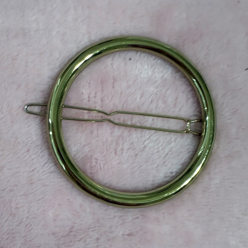 Jen Atkin x Chloe + Isabel Gold Oversized Circle Hair Clip